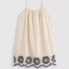 7-15 anos | vestido tipo smock com alças bordadas