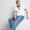 Jeans de cintura média e corte justo