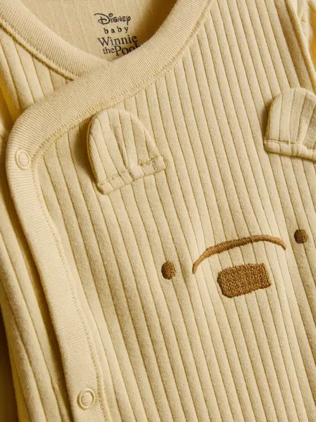 0-18 meses | Conjunto de 3 peças de roupa para recém-nascidos «Winnie the Pooh» da Disney, com espaço para crescer