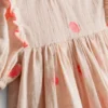 0-18 meses | Vestido tipo smock para recém-nascido com bordado de concha