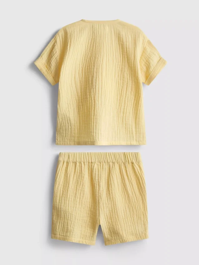 0-24 meses | Conjunto de camisa e calções em tecido de gaze