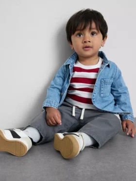 0-36 meses | Conjunto composto por t-shirt de manga comprida, calças e camisa de ganga