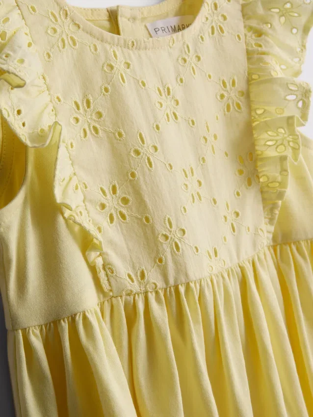 0-36 meses | vestido com babados em bordado inglês