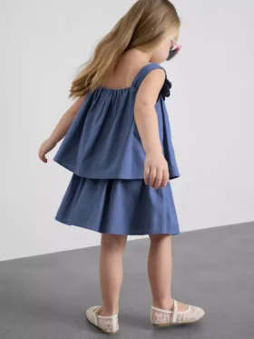 1,5-12 anos | Conjunto da The Edit composto por blusa e saia com apliques florais em mistura de linho