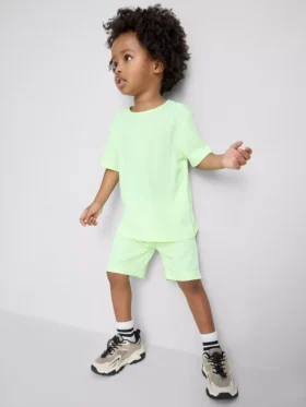 1,5-7 anos | Conjunto de camisas e calções desportivos