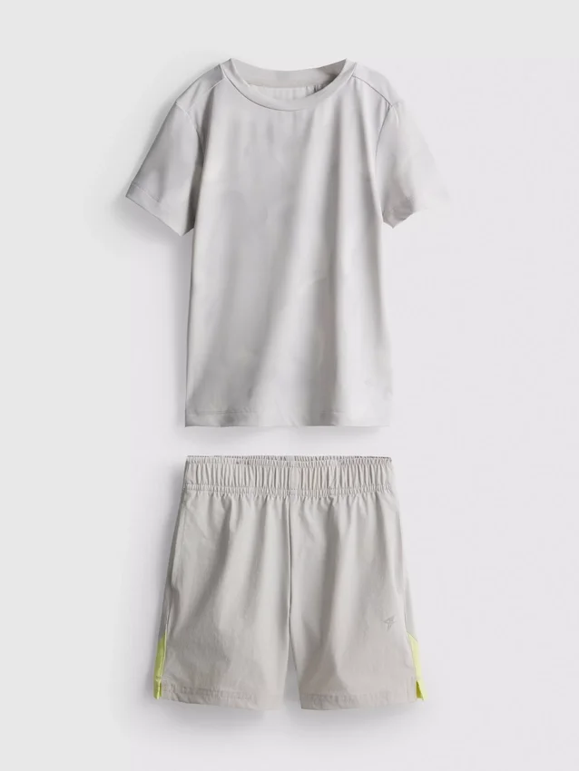 1,5-7 anos | Conjunto de camisas e calções desportivos