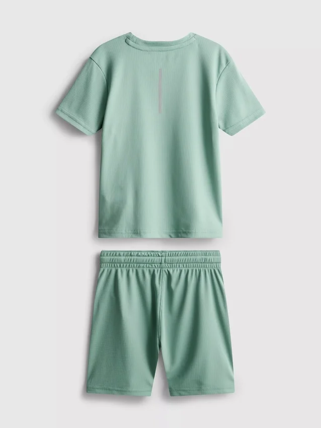 1,5-7 anos | Conjunto de camisas e calções desportivos