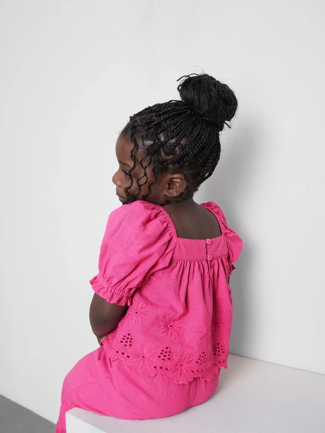 1,5-8 anos | blusa com bordado floral