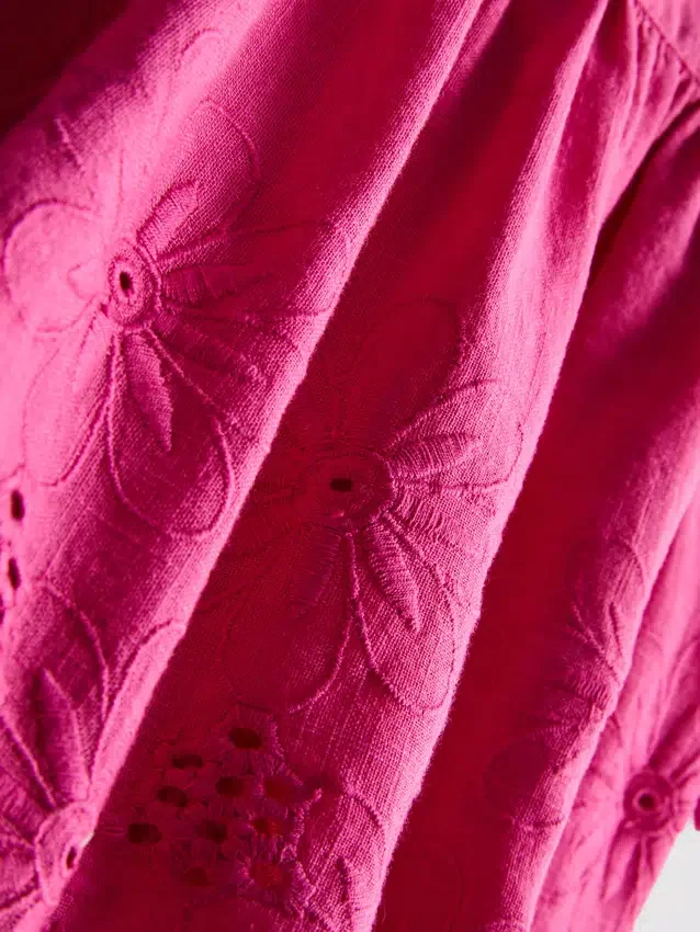 1,5-8 anos | blusa com bordado floral