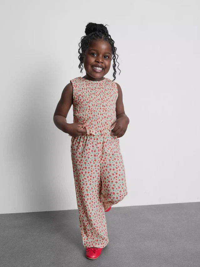 1,5-8 anos | Conjunto de blusa sem mangas e calças