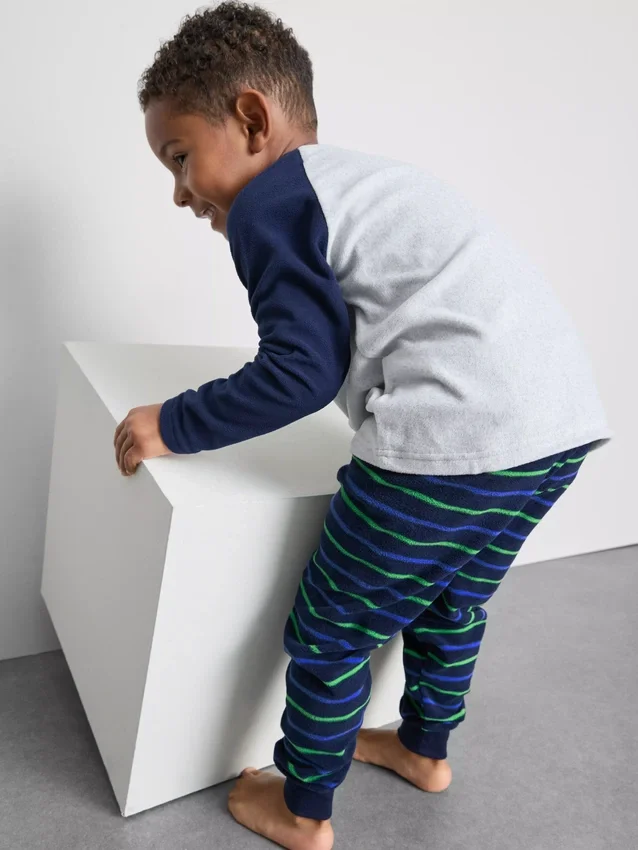 1,5-8 anos | pijama de malha polar com padrão de dinossauros