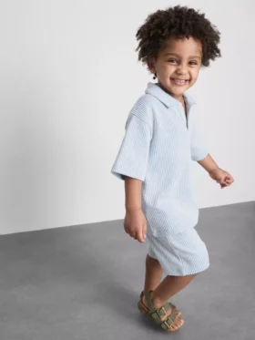 1,5-9 anos | Conjunto de camisa às riscas e calções
