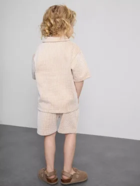 1,5-9 anos | Conjunto de camisa às riscas e calções