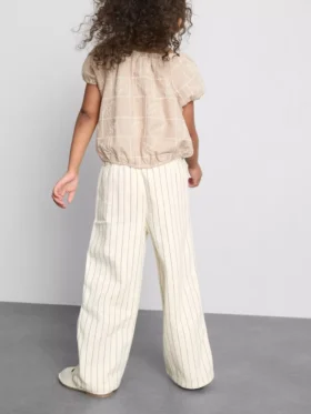 1,5-9 anos | Jeans de riscas finas com perna larga