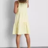 1,5-9 anos | vestido com alças e camadas