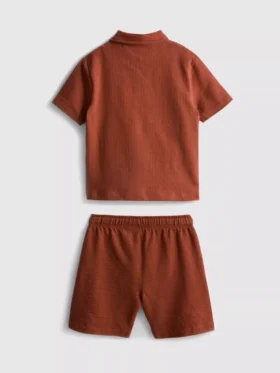 1-9 anos | Conjunto de camisa polo texturada e calções