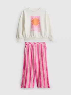 1-9 anos | Conjunto de camisola e calças com textura enrugada