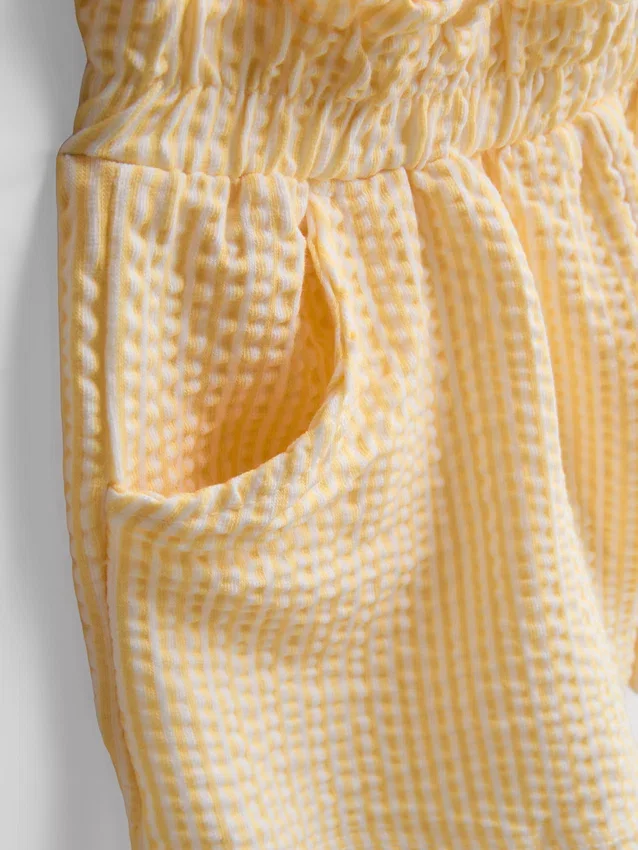 1-9 anos | Conjunto de top com peplum e calções