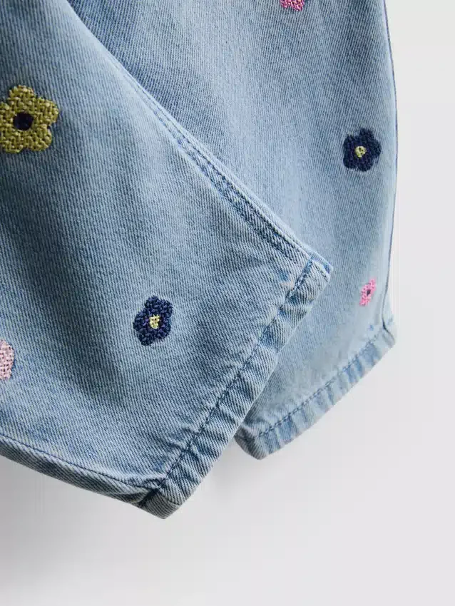 1-9 anos | Jeans «mom» bordados