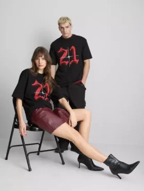 21 t-shirt de manga curta «Savage»