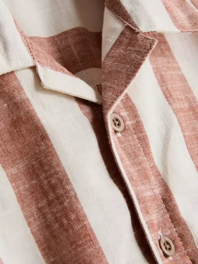 7-15 anos | camisa às riscas