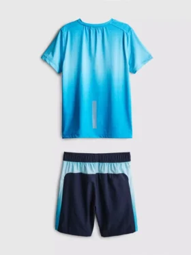 7-15 anos | Conjunto de t-shirt e calções desportivos