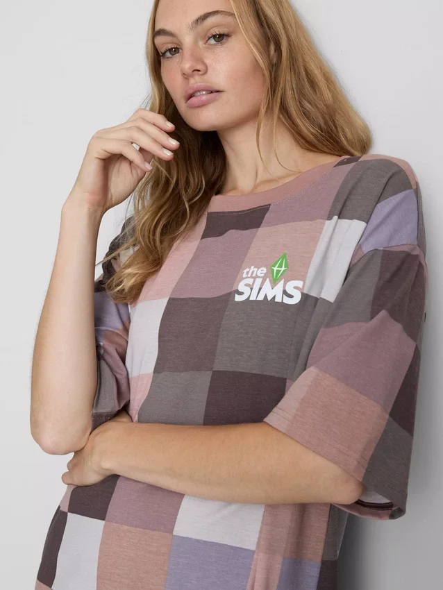 A camisa de dormir descontraída da The Sims