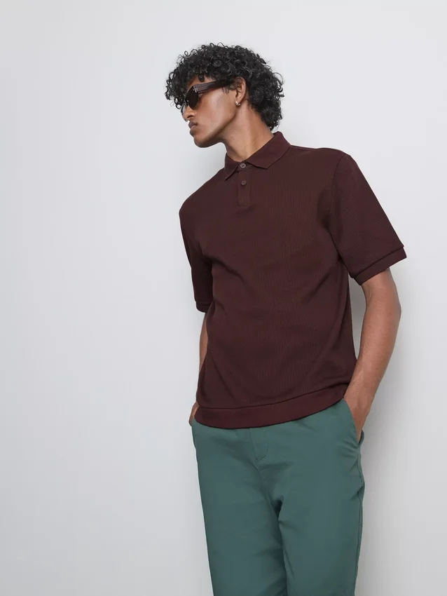 A camisa polo canelada «The Edit»