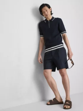 A camisa polo com fecho texturizada da The Edit