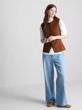 A camisola sem mangas de malha com botões da coleção «The Edit»