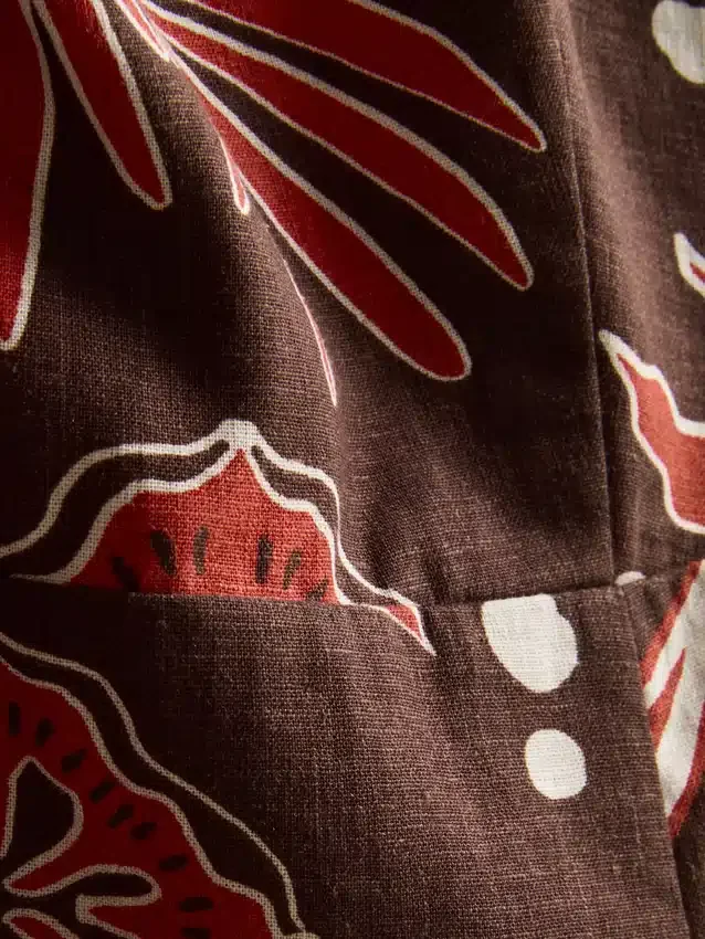 A camisola sem mangas estampada em mistura de linho da The Edit