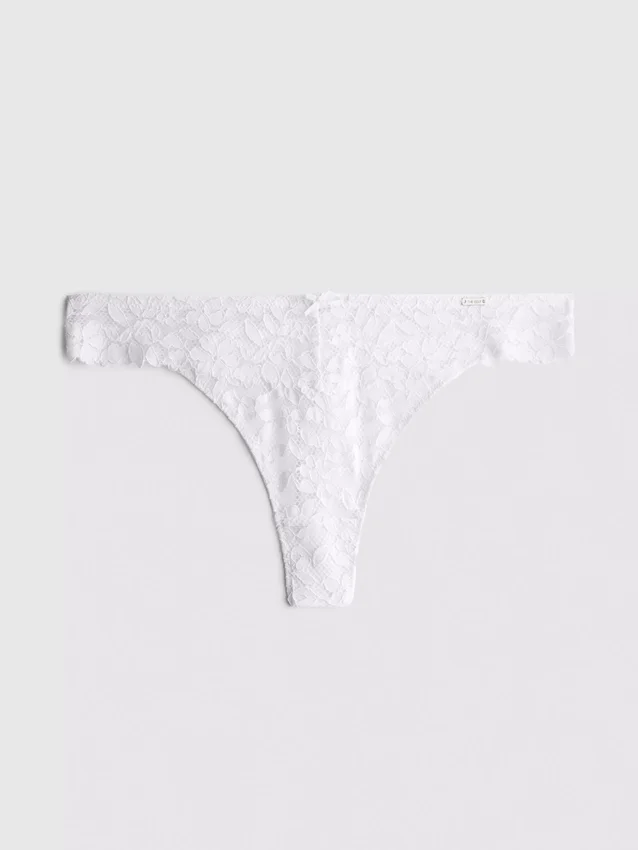 A tanga de renda floral da The Edit