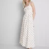 Achado fantástico | vestido midi com espartilho e decote quadrado