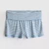 Adoro relaxar com estes calções de pijama às riscas com nervuras
