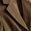 Blazer de manga curta com detalhe de cinto
