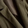 Blazer texturado com lapelas recortadas