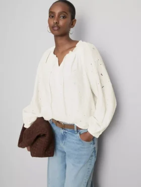 Blusa bordada com mangas balão
