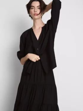 Blusa de manga 3/4 com decote em V