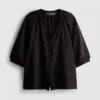 Blusa de manga 3/4 com decote em V