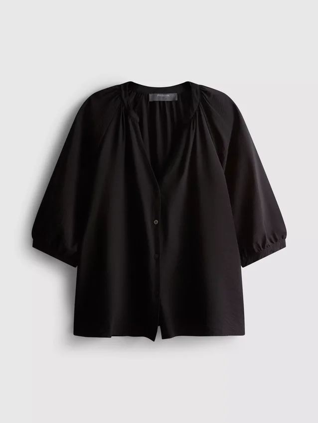 Blusa de manga 3/4 com decote em V