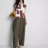Blusa estampada com mangas curtas