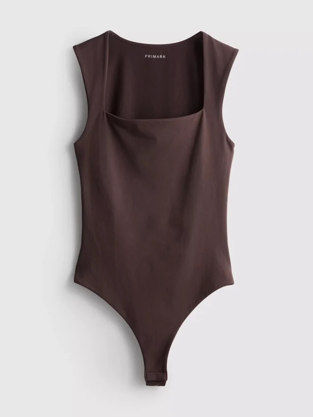 Body sem costuras com decote quadrado