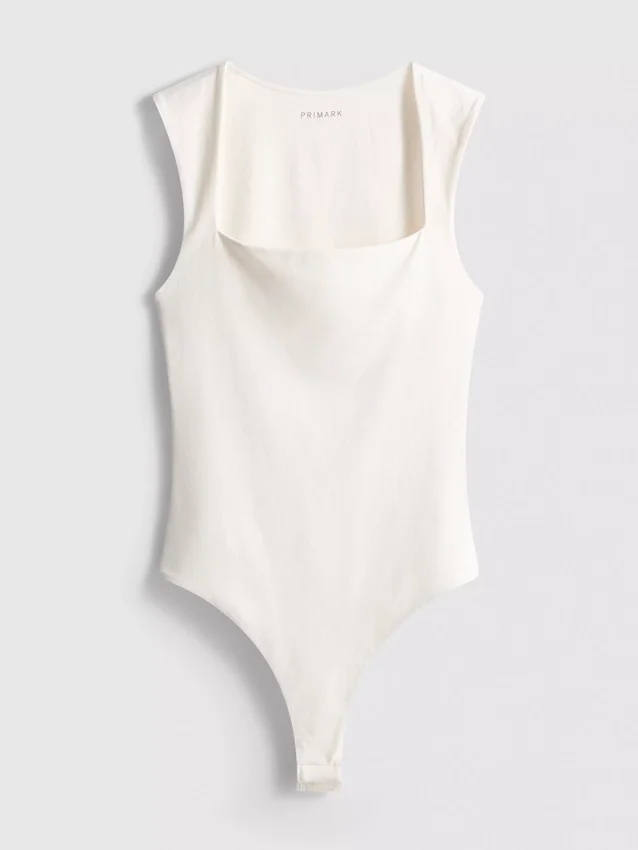 Body sem costuras com decote quadrado