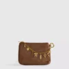 Bolsa com detalhe de pingente