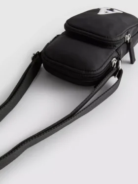 Bolsa para telemóvel com iniciais