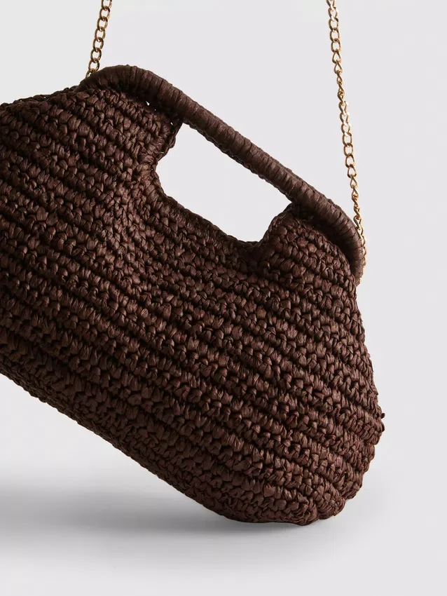 Bolsa tipo clutch em tecido
