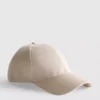 Boné de basebol essencial