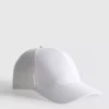 Boné de basebol essencial