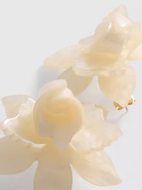 Brincos 3D florais da Paula Echevarría