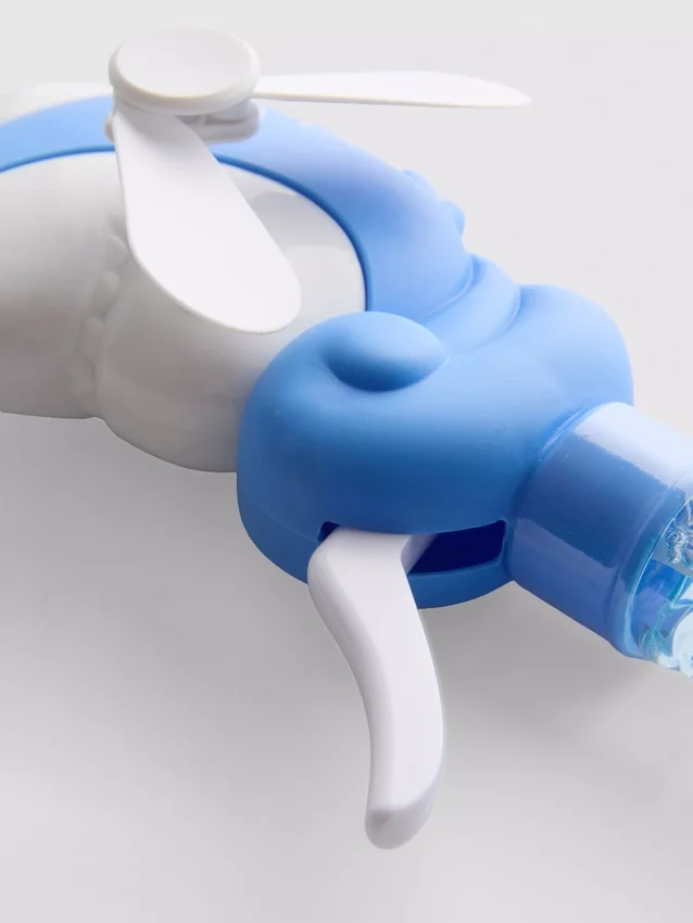 Brinquedo de bolhas em forma de tubarão